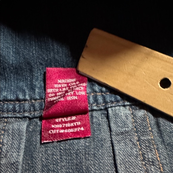 SO Denim Skirt with Pink Label - Picture 4 of 4